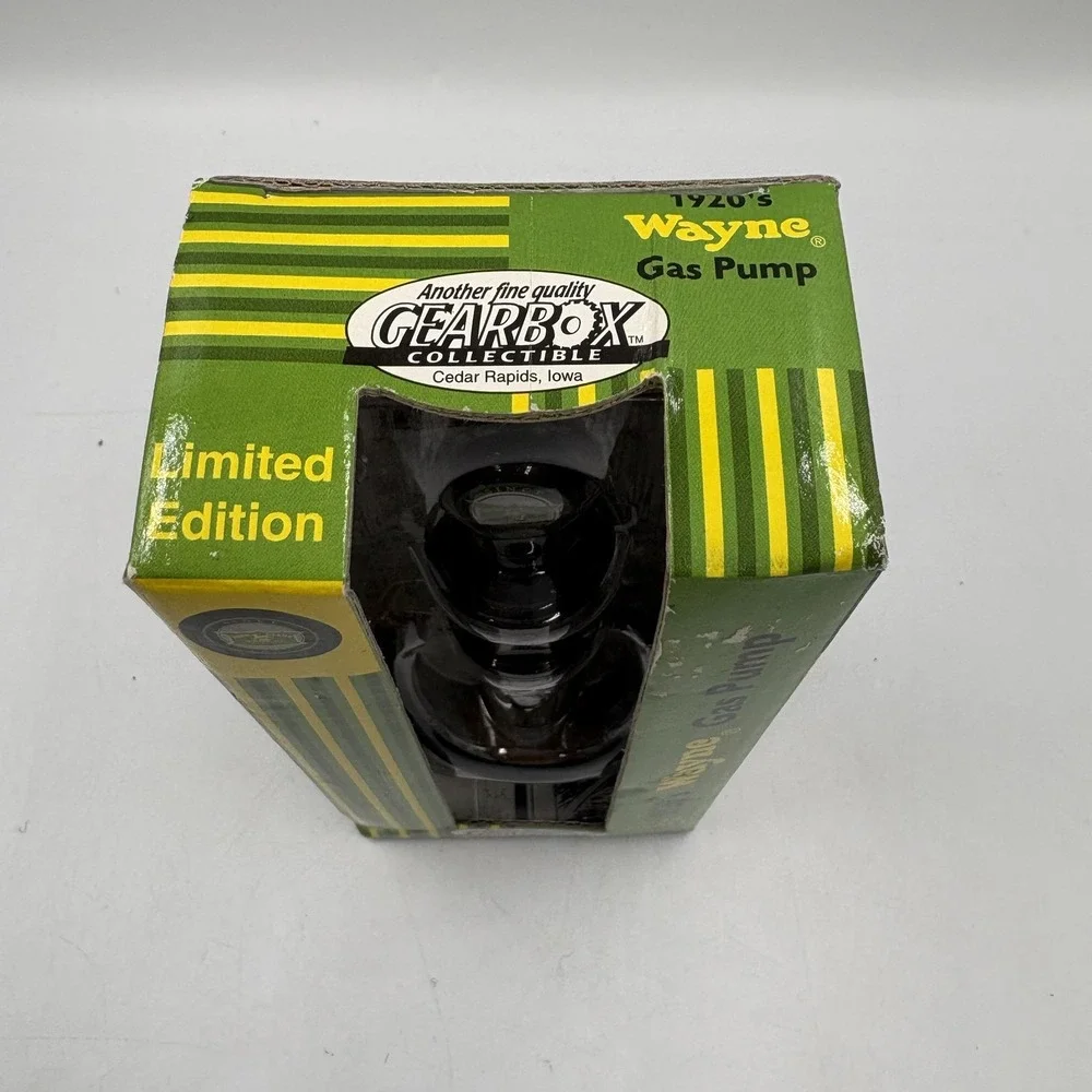 Vintage 1999 John‎ Deere 1920s Wayne Gas Pump 1:25 Gearbox Ltd Edition Diecast